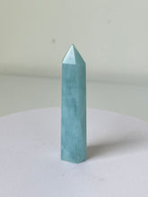 Load image into Gallery viewer, Aquamarine Crystal Tower T268a
