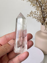 Load image into Gallery viewer, Clear Quartz Tower High Grade T276a
