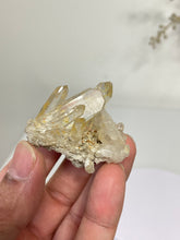 Load image into Gallery viewer, Himalayan Quartz Clusters Natural Q285a
