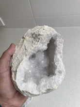 Load image into Gallery viewer, Moroccan Quartz Geode Pair Large (180mm, 2.5-3kg) QG075
