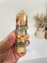 Load image into Gallery viewer, Crazy Lace Agate Tower T231a
