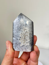 Load image into Gallery viewer, Agate Tower Druzy T211a
