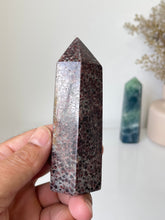 Load image into Gallery viewer, Garnet Crystal Tower T262a
