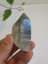 Load image into Gallery viewer, Chlorite Green Phantom Himalayan Quartz Crystal Q423a
