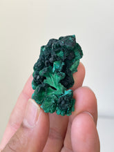 Load image into Gallery viewer, Raw Velvet Malachite Natural High Grade ML103
