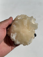 Load image into Gallery viewer, Stilbite Crystal Cluster AP359
