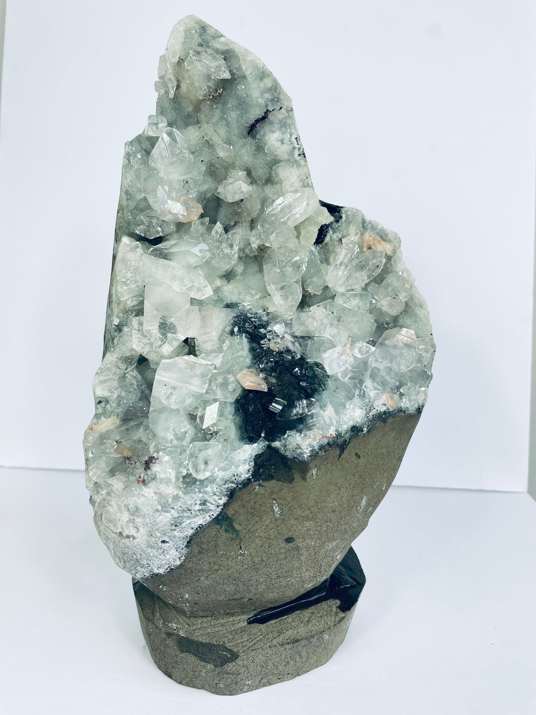 Apophyllite Geode Free Standing Crystal Cluster AP047.