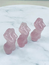 Load image into Gallery viewer, Rose Quartz Crystal Female Body S199
