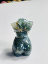 Load image into Gallery viewer, Moss Agate Crystal Female Body S106
