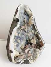 Load image into Gallery viewer, Large Chalcedony+ Heulandite Geode Crystal AP179

