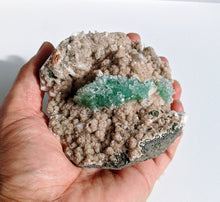 Load image into Gallery viewer, Green Apophyllite pointed Crystal RARE 100x100mm - Crystal King Australia
